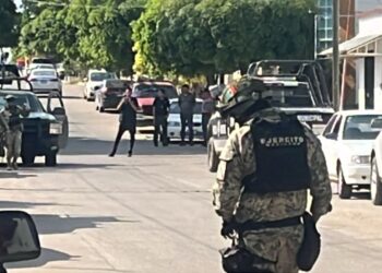 Atacan a balazos a patrulla de la Policía Municipal en la colonia Guadalupe Victoria, Culiacán