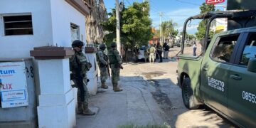 Asesinan a balazos a hombre en el fraccionamiento Villa Bonita, en Culiacán