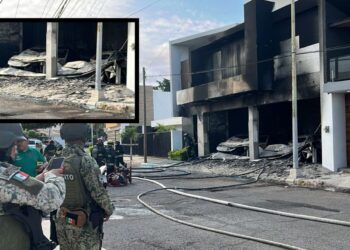 Incendian casa en la colonia Las Quintas en Culiacán