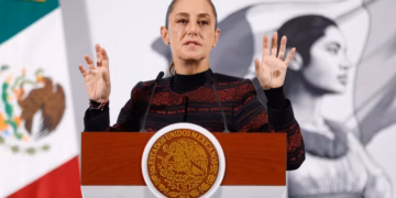 Sheinbaum evita polemizar sobre viaje de Noroña en avión privado; “a cada quien nos evalúa la gente”, declaró