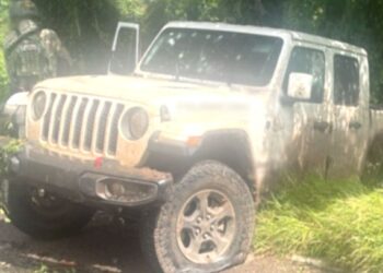 Ejército Mexicano asegura armamento y vehículo tras enfrentamiento en la carretera Mazatlán-Culiacán