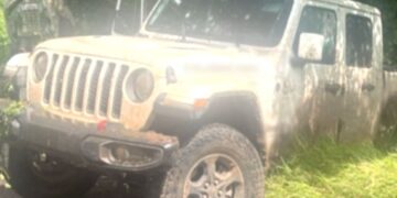 Ejército Mexicano asegura armamento y vehículo tras enfrentamiento en la carretera Mazatlán-Culiacán