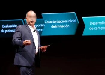 Sheinbaum aclara que Carlos Treviño, exdirector de Pemex, sigue detenido en EE.UU.