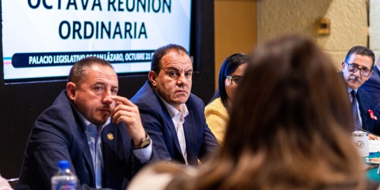 Morena endurece asistencia de diputados tras polémica de Cuauhtémoc Blanco jugando pádel