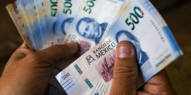 ¿Se paga impuestos por recibir aguinaldo en México? Esto dice la ley