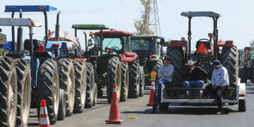 Berdegué reconoce disposición de productores de maíz para alcanzar un acuerdo y levantar bloqueos