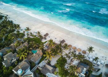 Gobierno federal garantizará acceso gratuito a playas de Tulum