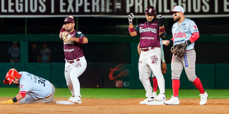 Con grand slam de Estamy Ureña, Venados de Mazatlán se lleva el primero de la serie