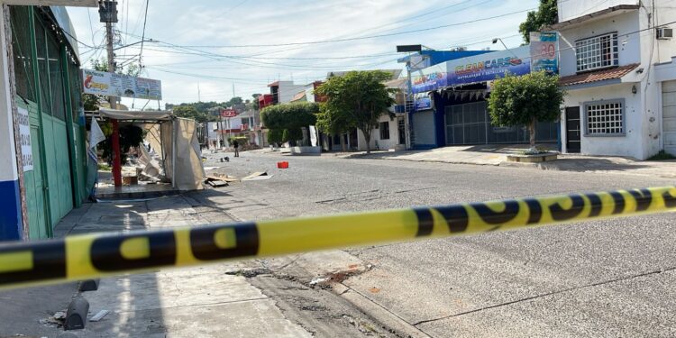 Muere propietario de marisquería tras ser embestido por camioneta en Culiacán