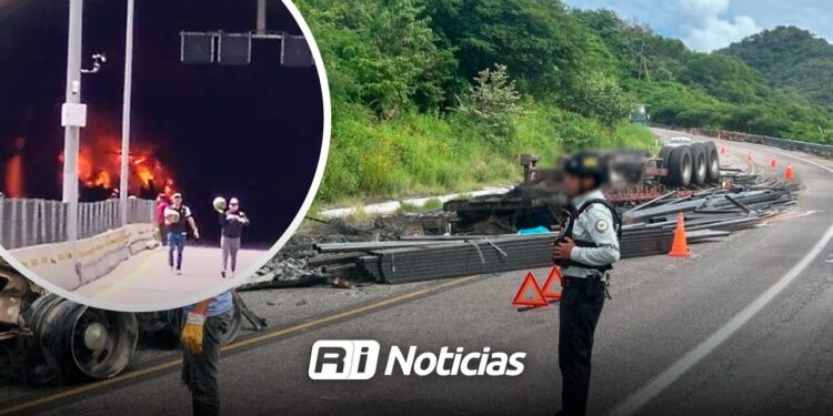 Vuelca tráiler en la Durango–Mazatlán; cierran la autopista por 4 horas