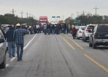 “No salgan”: Campesinos y transportistas confirman paro nacional el 24 de noviembre, ¿Qué carreteras bloquearán?
