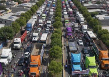 Bloqueos carreteros de transportistas y campesinos hoy miércoles 26 de noviembre