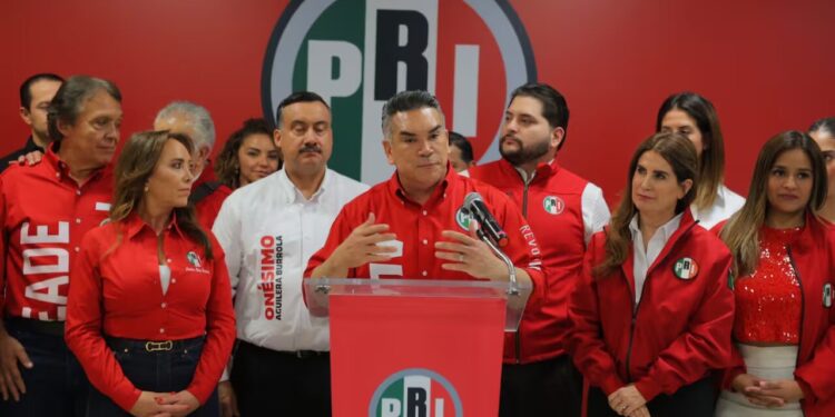 Alejandro Moreno acusa a Morena de provocar el “Desastre aéreo” tras cancelación de rutas a Estados Unidos