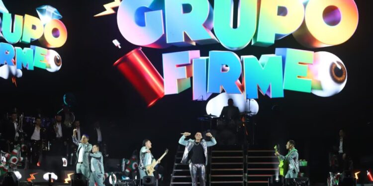 Fan paga 800 mil pesos a Grupo Firme para interpretar “Se fue la Pantera”