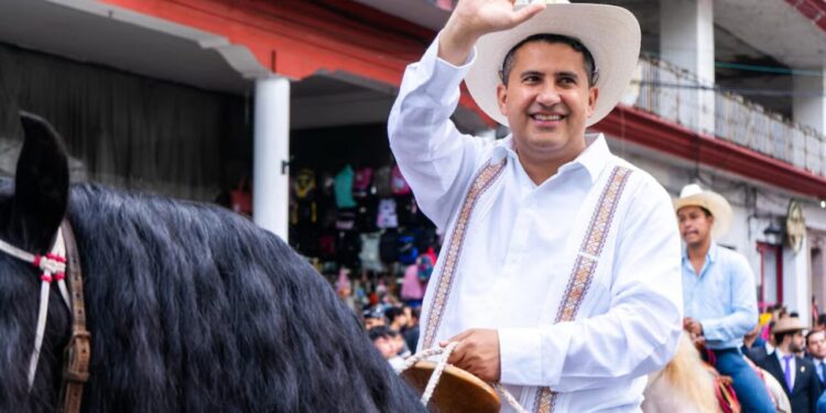 Hallan sin vida a dos presuntos implicados más en el asesinato del alcalde Carlos Manzo; uno es menor de edad