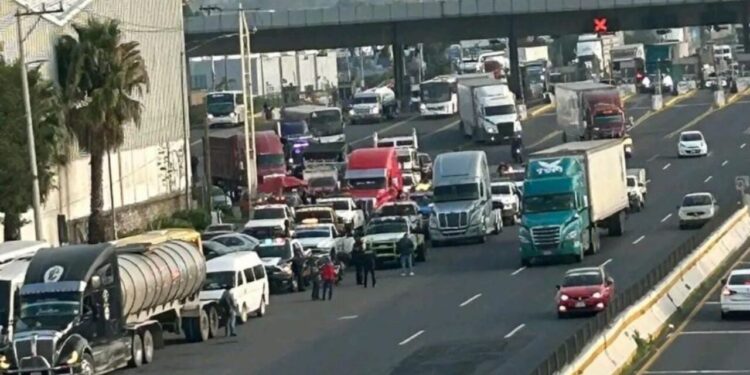 Claudia Sheinbaum ofrece alternativa a campesinos para evitar bloqueos carreteros