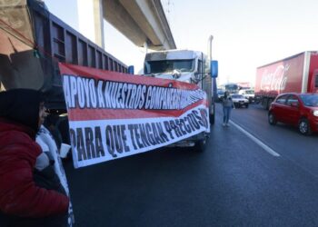 Sin acuerdos en la segunda reunión entre Gobierno, transportistas y productores; Bloqueos serán reforzados