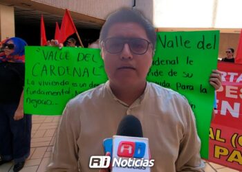 Antorchistas exigen respuestas reales ante falta de viviendas y desplazamiento en Sinaloa; se manifiestan en Palacio de Gobierno