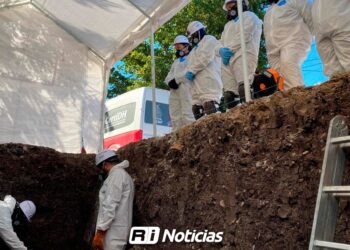 Localizan 14 cuerpos más en fosas del Panteón 21 de Marzo en Culiacán