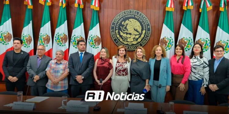 Entregan al Congreso el Cuarto Informe de Gobierno de Rubén Rocha Moya