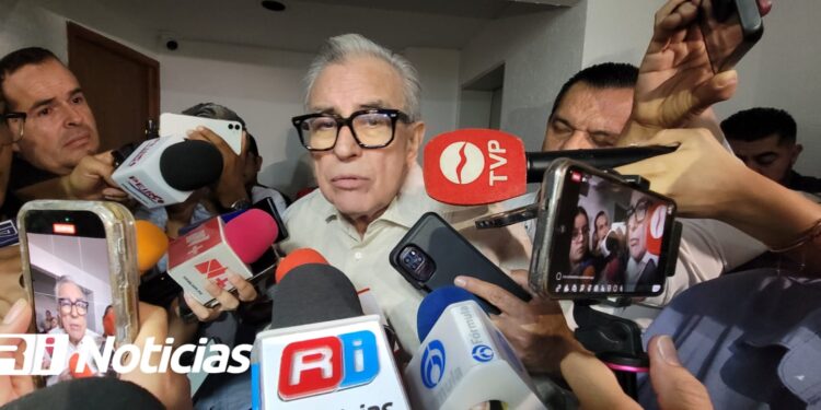 Gobernador impulsa aumento de personal en FGE para mejorar atención de delitos