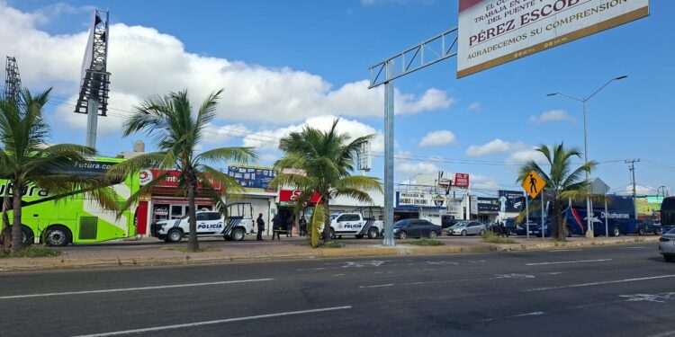 Hombre es baleado sobre la México 15, frente al Club Muralla, en Mazatlán