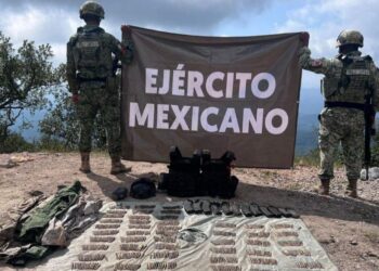 Aseguran armamento y equipo táctico en la sierra de Concordia, Sinaloa