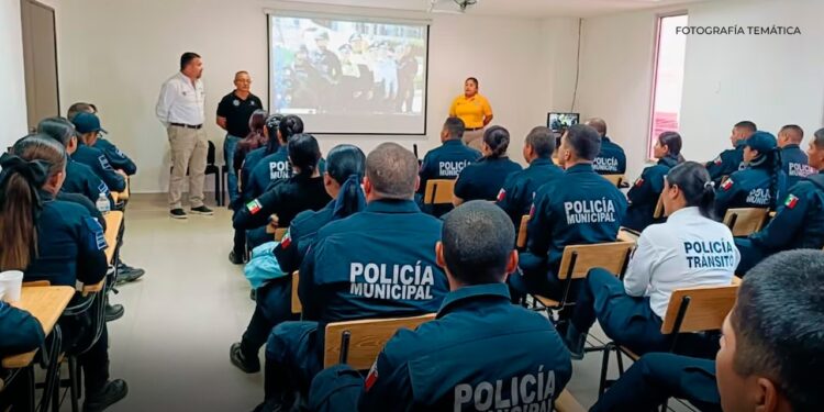 Mazatlán incorporará más de 100 policías este año para reducir déficit operativo