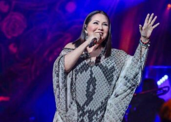 “México tiene que despertar”: Ana Gabriel lamenta asesinato de Carlos Manzo