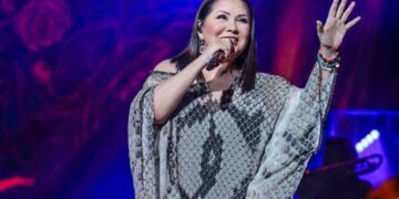 “México tiene que despertar”: Ana Gabriel lamenta asesinato de Carlos Manzo