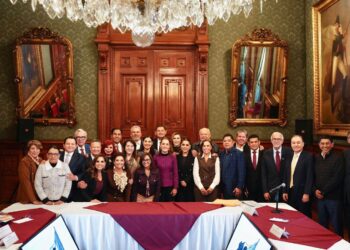 Gobernador Rocha se reunió con la presidenta Claudia Sheinbaum en Palacio Nacional