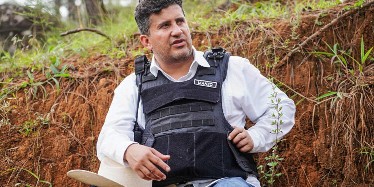 ‘Recibí dos llamadas amenazándome de muerte y que vendrían por mi hijo’: Carlos Manzo | Entrevista de 2024