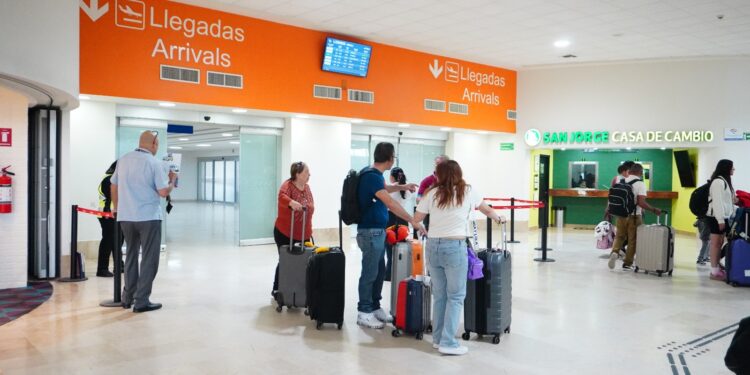 Mazatlán incrementa su conectividad aérea