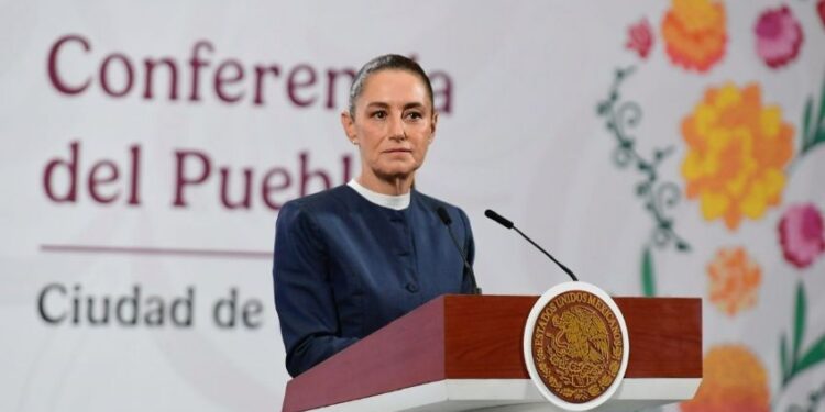 Familia del alcalde de Uruapan, Carlos Manzo, tiene protección federal a cargo de la Segob, informa Sheinbaum