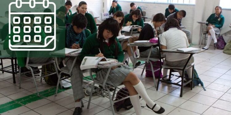 SEP confirma la FECHA del último puente de noviembre de 2025 en México