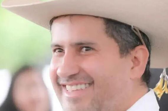 Autoridades comunitarias aclaran relación con el joven que asesinó a Carlos Manzo