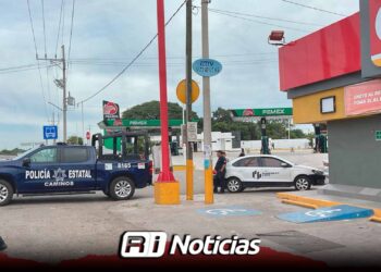 Balacera deja daños en tienda y gasolinera en la sindicatura de Costa Rica