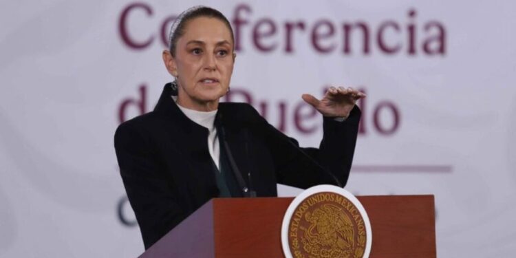 Claudia Sheinbaum recorrió más de 104 mil kilómetros en sus giras como presidenta este 2025