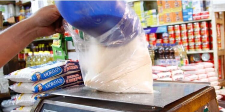 El huachicoleo se expande a nuevas industrias: Azúcar y camarón en el punto de mira