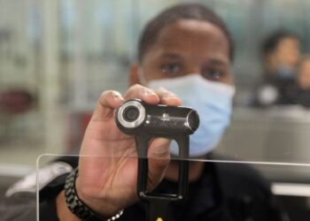 Estados Unidos empieza a tomar fotos y datos biométricos de extranjeros que entren y salgan del país