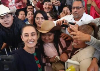 “No estás sola” comunidad mexicana en Washington expresa su apoyo a la Presidenta Claudia Sheinbaum