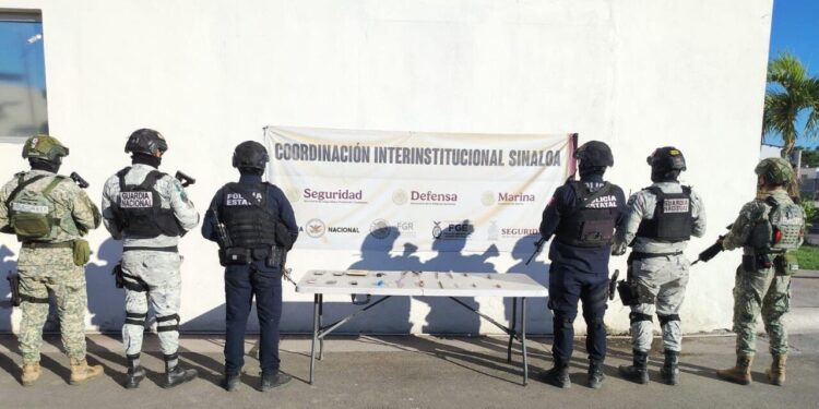 Objetos prohibidos, incluidos teléfonos, son hallados en revisión del Centro Penitenciario Aguaruto