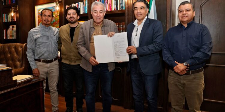 Gobernador Rocha se reúne con director de INSUS; acuerdan fortalecer la certeza jurídica en Sinaloa