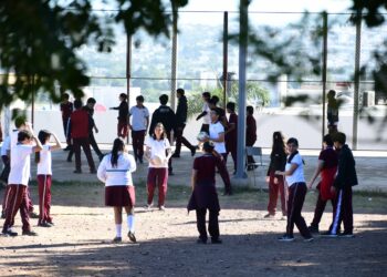Hoy comienzan vacaciones navideñas para más de 586 mil 281 estudiantes del nivel básico