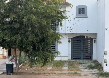 Atacan a balazos vivienda de Santa Fé Premium en Culiacán