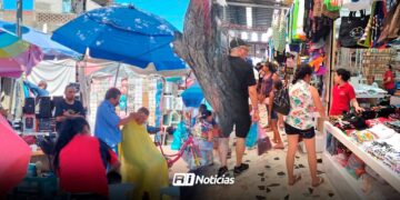 Supervisan mercados y tianguis de Mazatlán para reforzar medidas de seguridad
