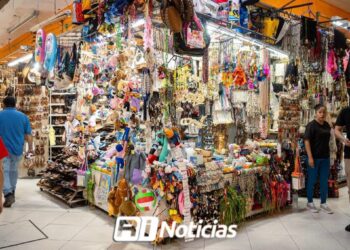 Comerciantes de souvenirs y artesanías con buenas expectativas para cierre de año