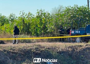 Localizan a dos hombres asesinados y amarrados a la orilla de un canal en Navolato