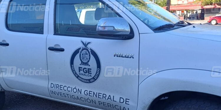 Localizan a hombre sin vida envuelto en una cobija en la autopista Mazatlán-Culiacán