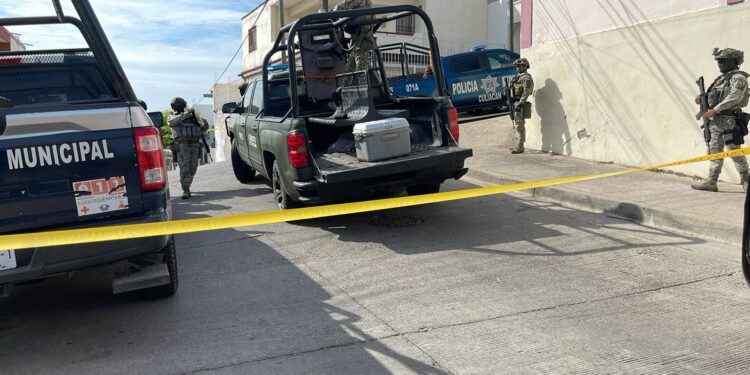 Afuera de su casa ejecutan a hombre en la colonia Cinco de Mayo, en Culiacán